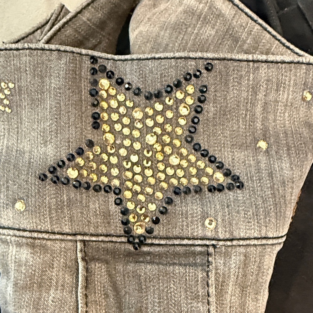 Black Flared Jeans with Star Accents - Picture 8 of 8